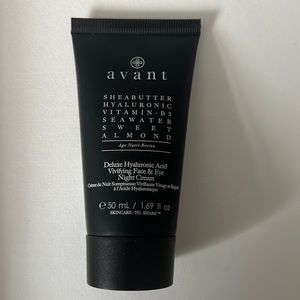 AVANT SKINCARE Deluxe Hyaluronic Acid Vivifying Face & Eye Night Cream